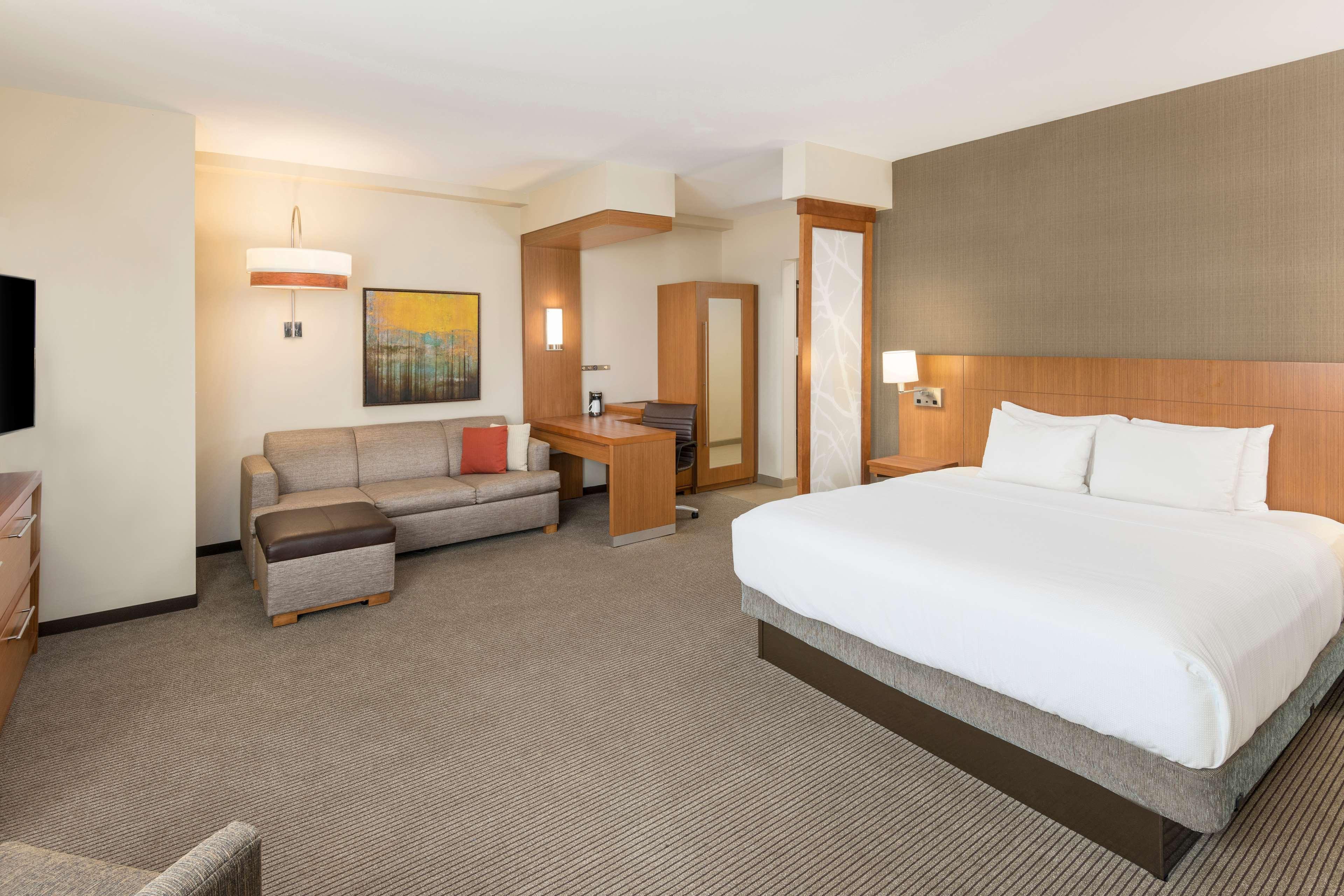 Hyatt Place Greenville Downtown Buitenkant foto