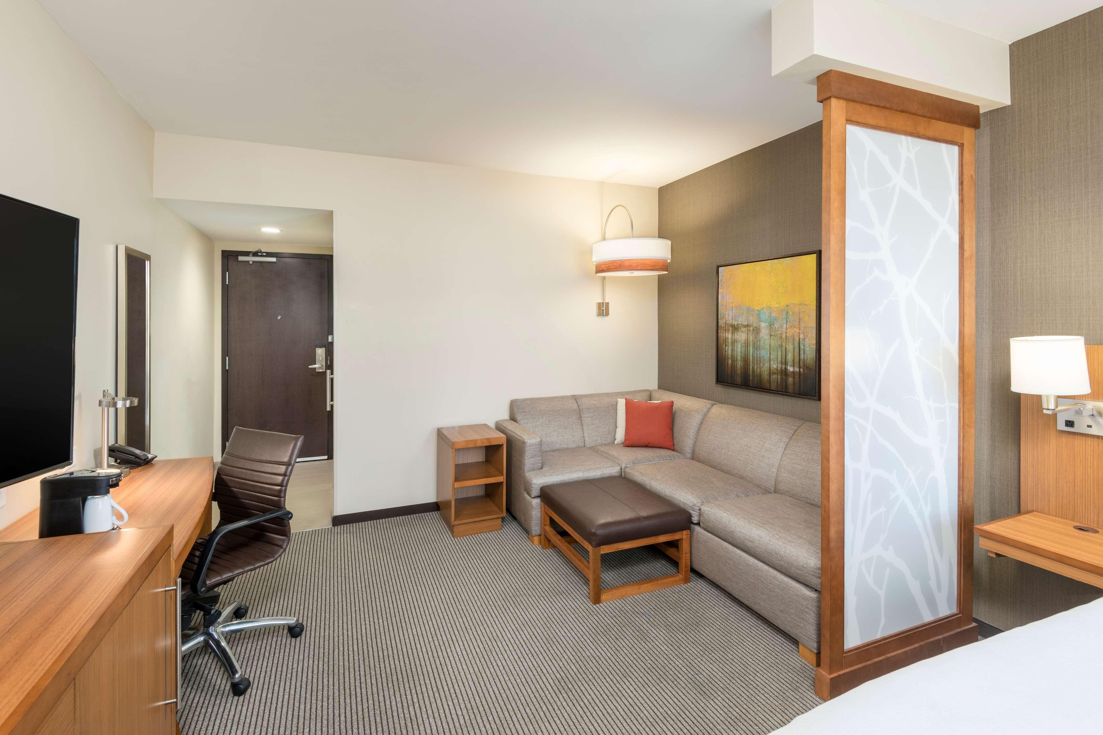 Hyatt Place Greenville Downtown Buitenkant foto