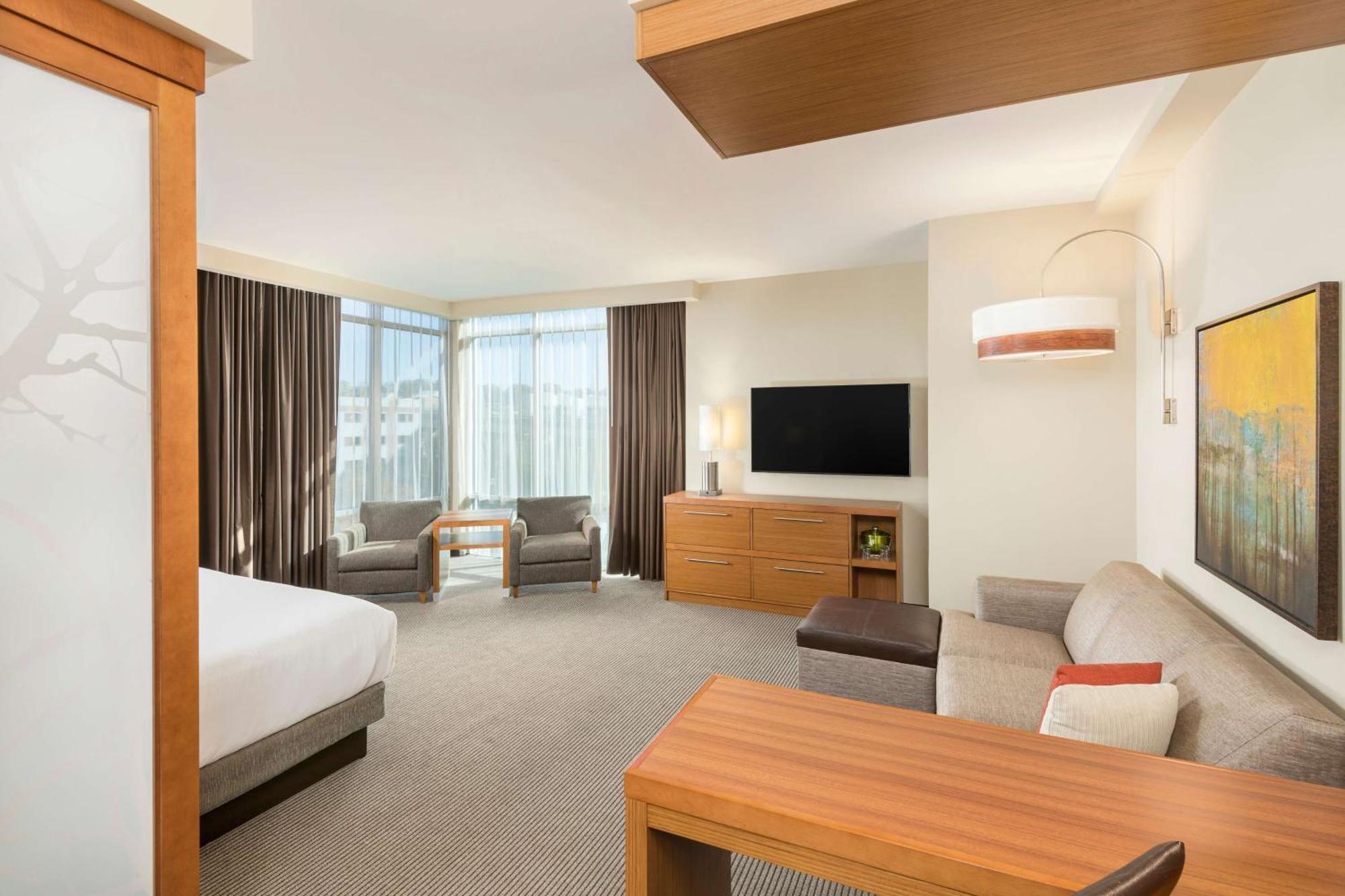 Hyatt Place Greenville Downtown Buitenkant foto
