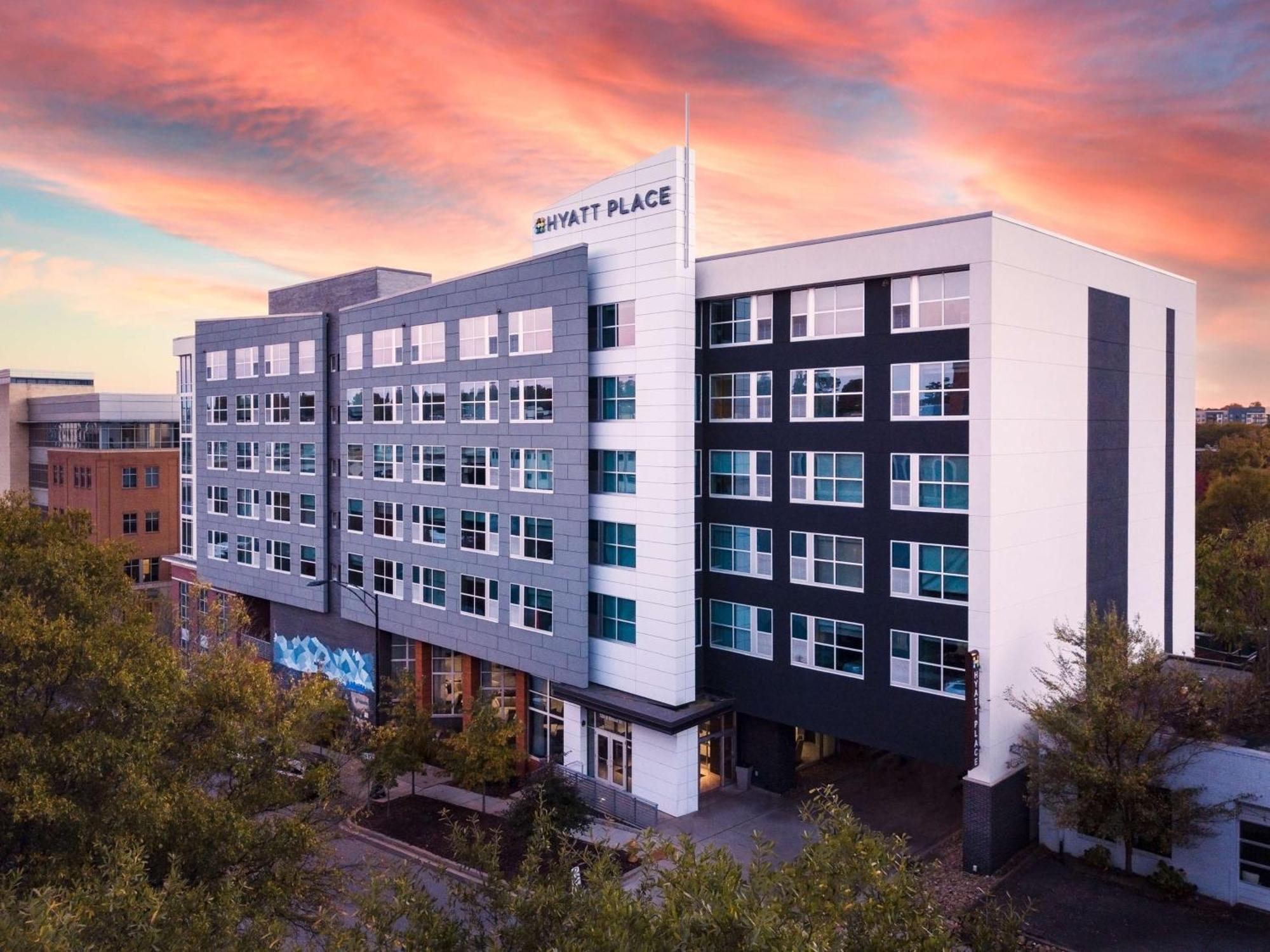 Hyatt Place Greenville Downtown Buitenkant foto